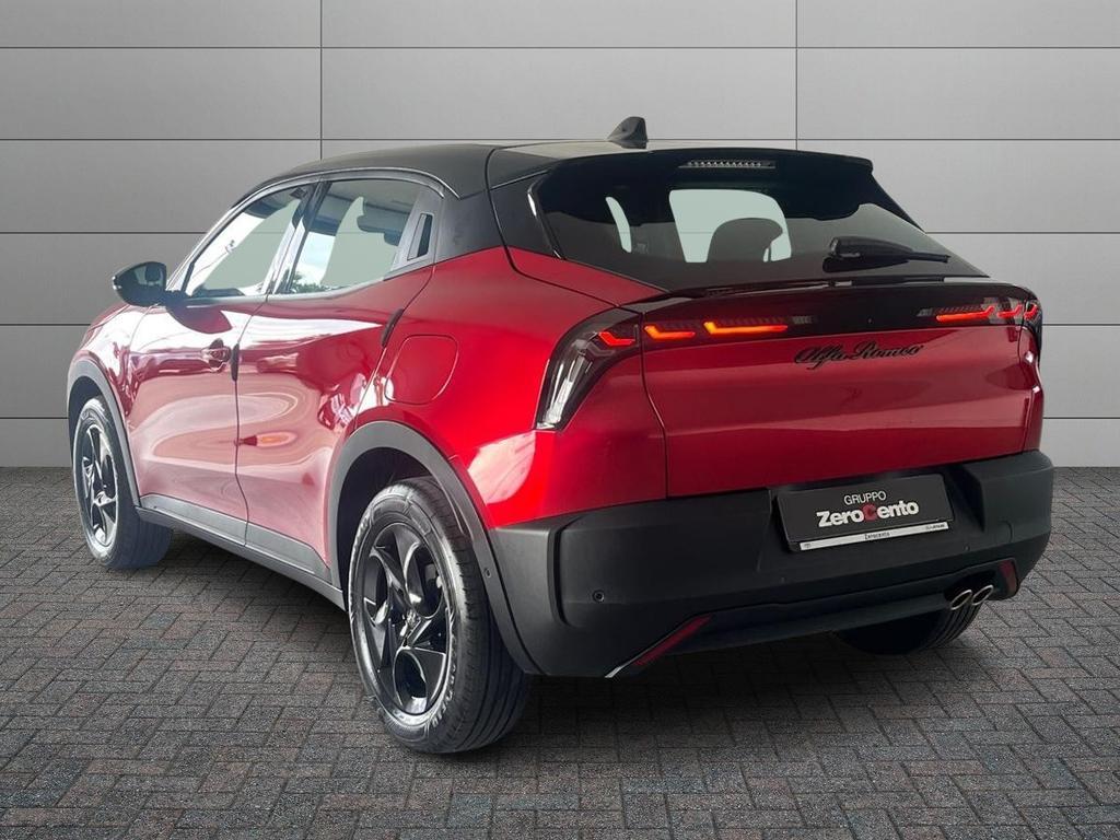 Alfa Romeo Junior 1.2 ibrida 136cv edct6