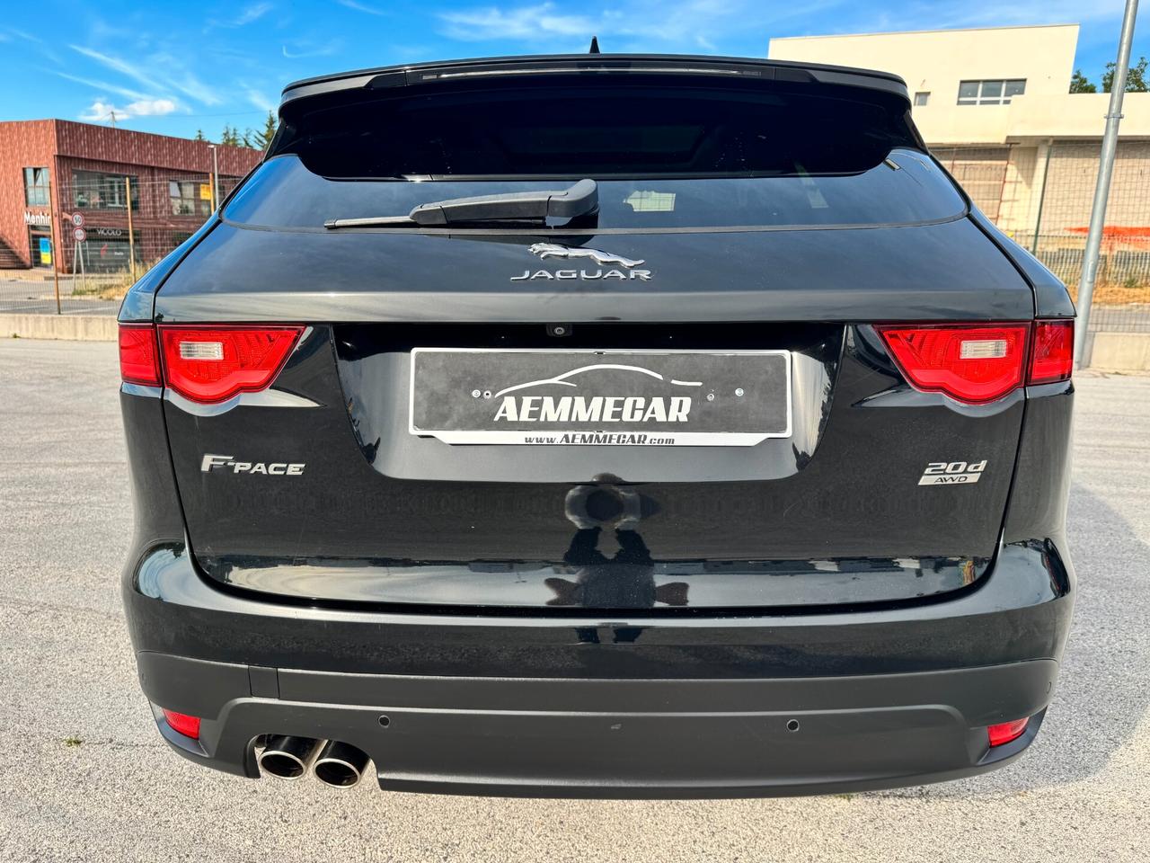 Jaguar F-Pace 2.0 D 180 CV AWD aut. R-Sport