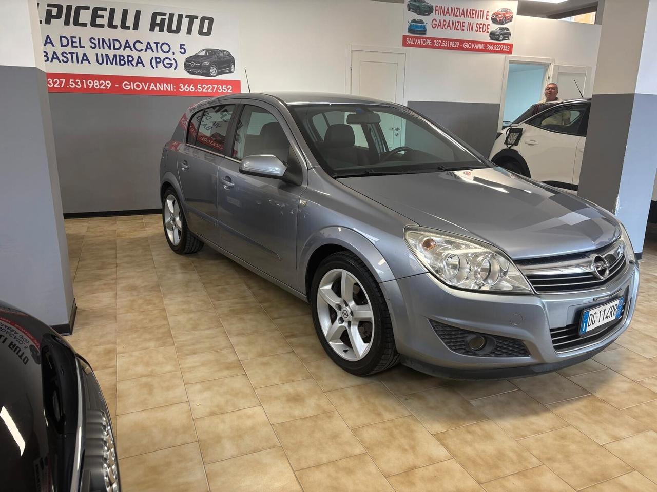 OPEL ASTRA ANNO 2007 BZ GPL ADATTA NEOPATENTATI KM 83 MILA