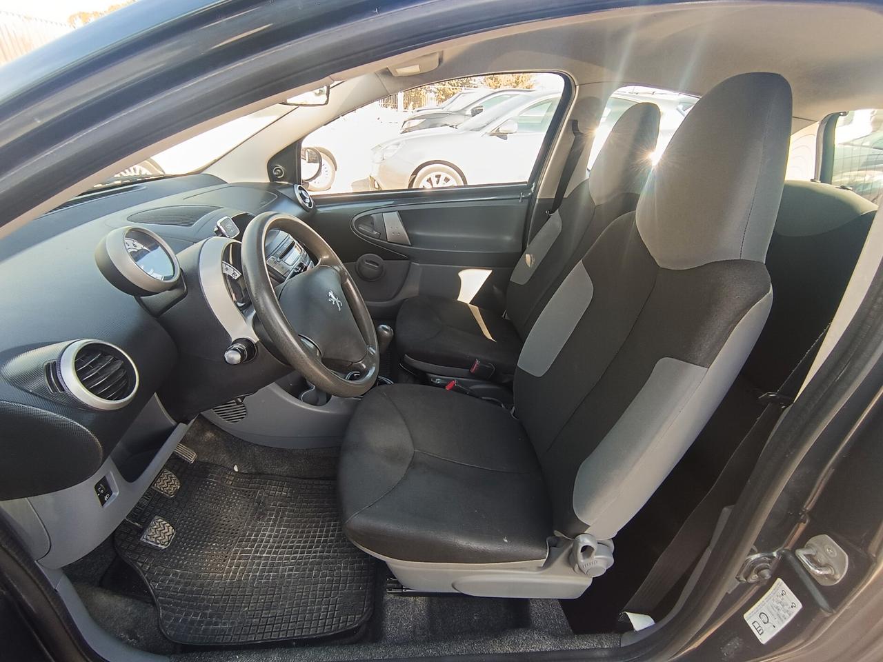 Peugeot 107 1.0 68CV 3p. Desir