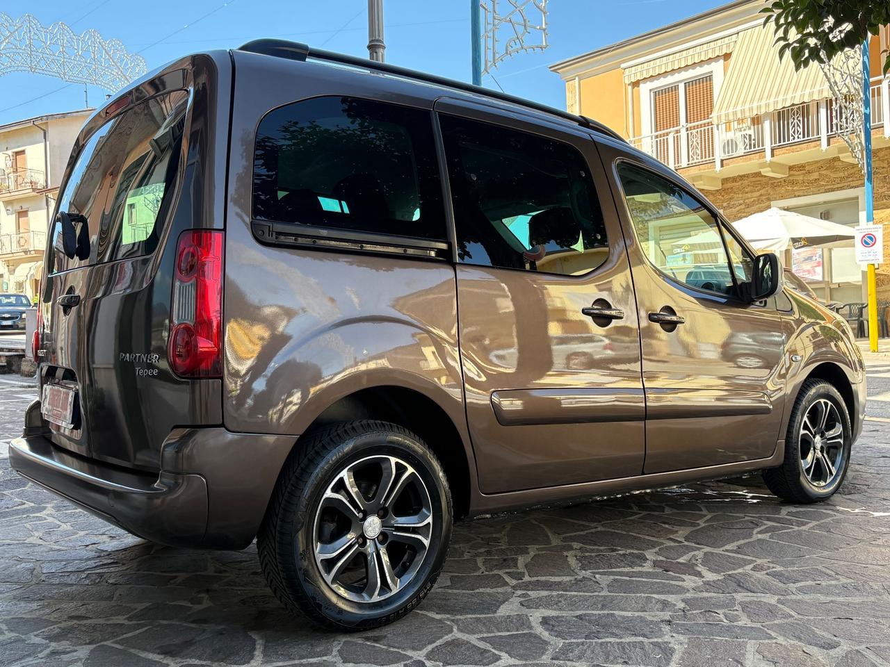 Peugeot Partner 1.6 e-HDi 92 CV AUTOCARRO N1
