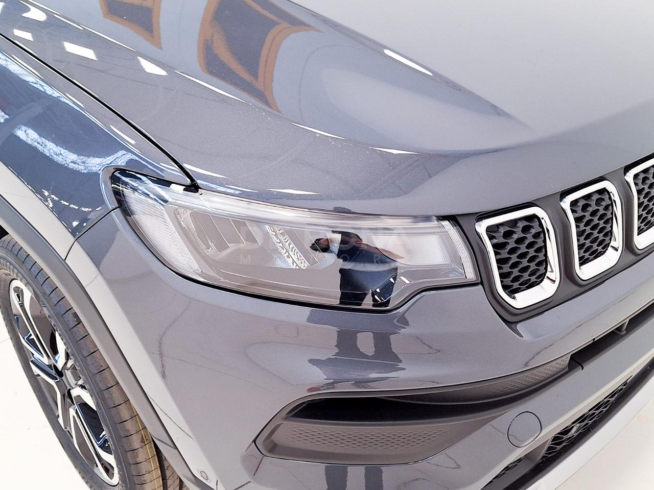 Jeep Compass 1.5 turbo t4 mhev altitude 2wd 130cv dct