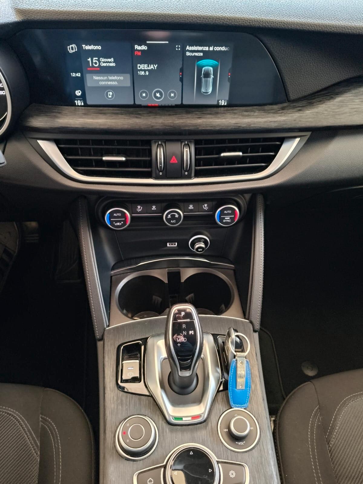 Alfa Romeo Stelvio 2.2 Turbodiesel 160 CV AT8 RWD Business