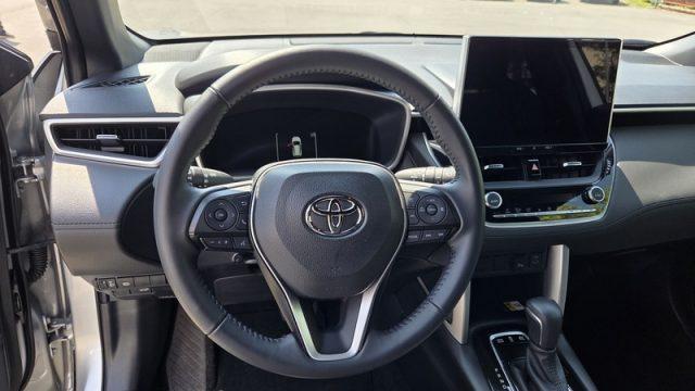 TOYOTA Corolla Cross 2.0 Hybrid 197 CV E-CVT Trend PERMUTE UNICOPRO.