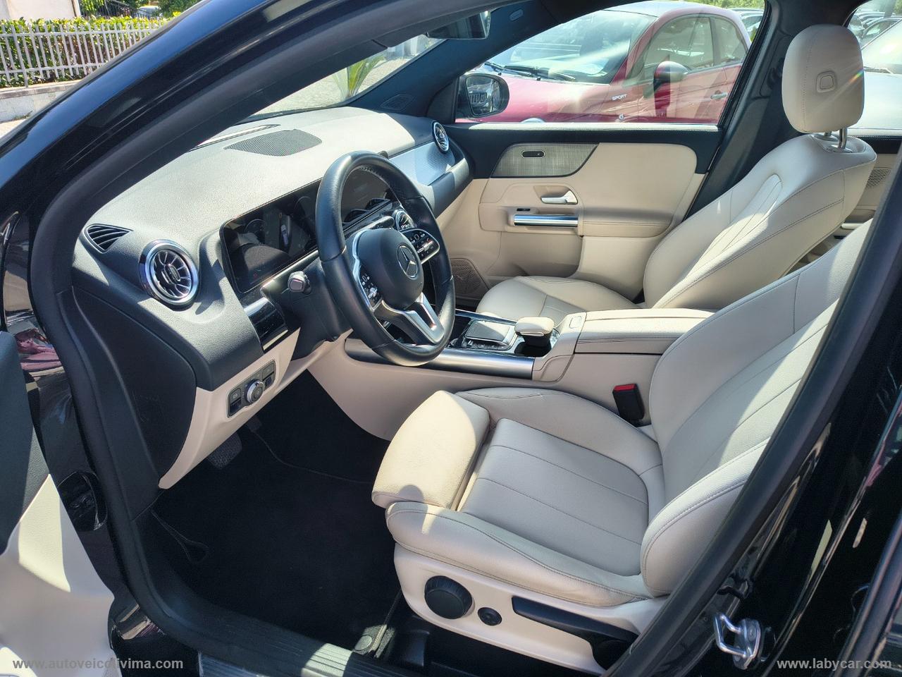 MERCEDES-BENZ GLA 200 d Automatic Sport Plus TETTO APRIBILE - FARI MULTIBEAM