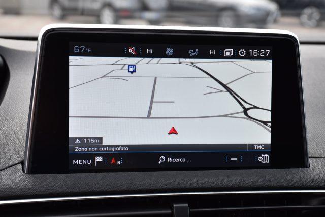 PEUGEOT 5008 BlueHDi 130 S&S EAT8 Crossway