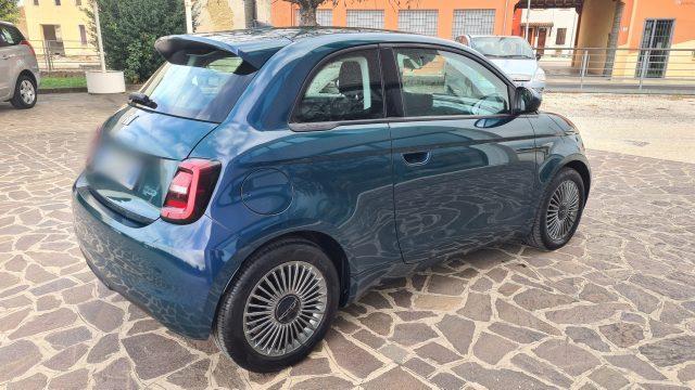 FIAT 500 Icon Berlina 42 kWh anche per NEOPATENTATI