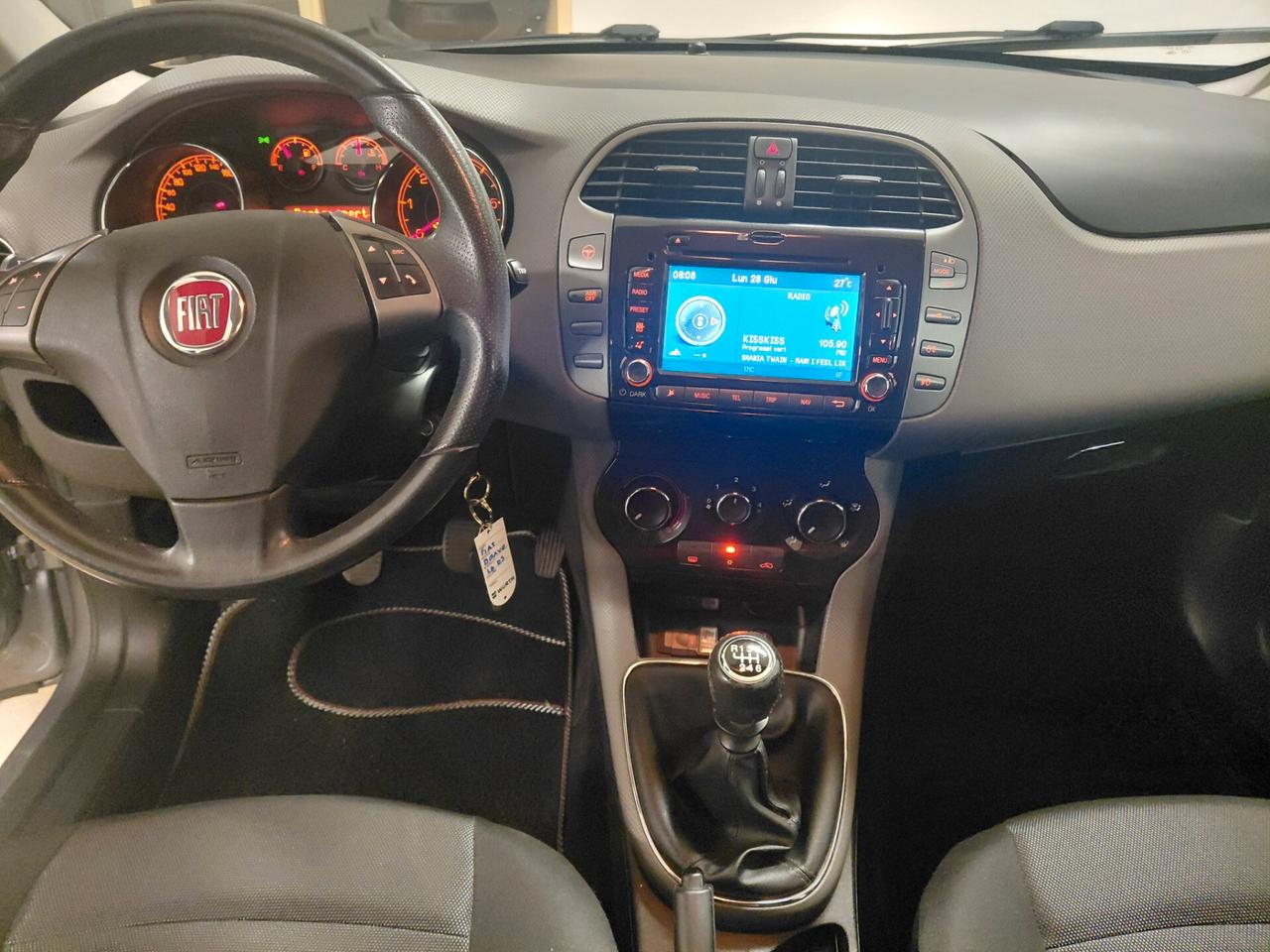 FIAT BRAVO ANNO 2011 DS 1.6 CV 120 ADATTA NEOPATENTATI KM 100 MILA