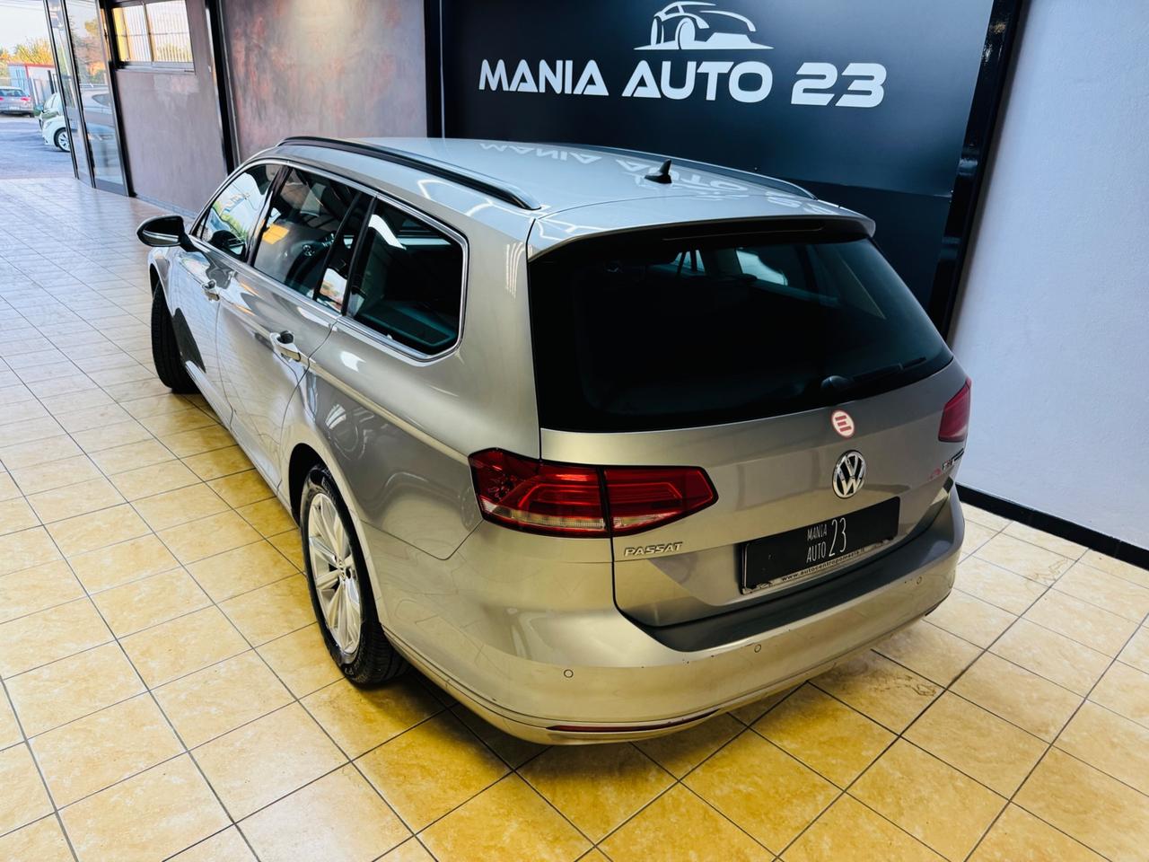 Volkswagen Passat Variant 1.6 TDI DSG*120 CV* BlueMotion*NEOPATENTATI*