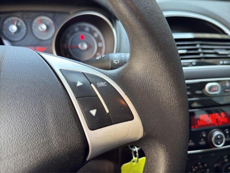 FIAT Punto PUNTO 5p 1.3 MultiJet II 75cv STREET