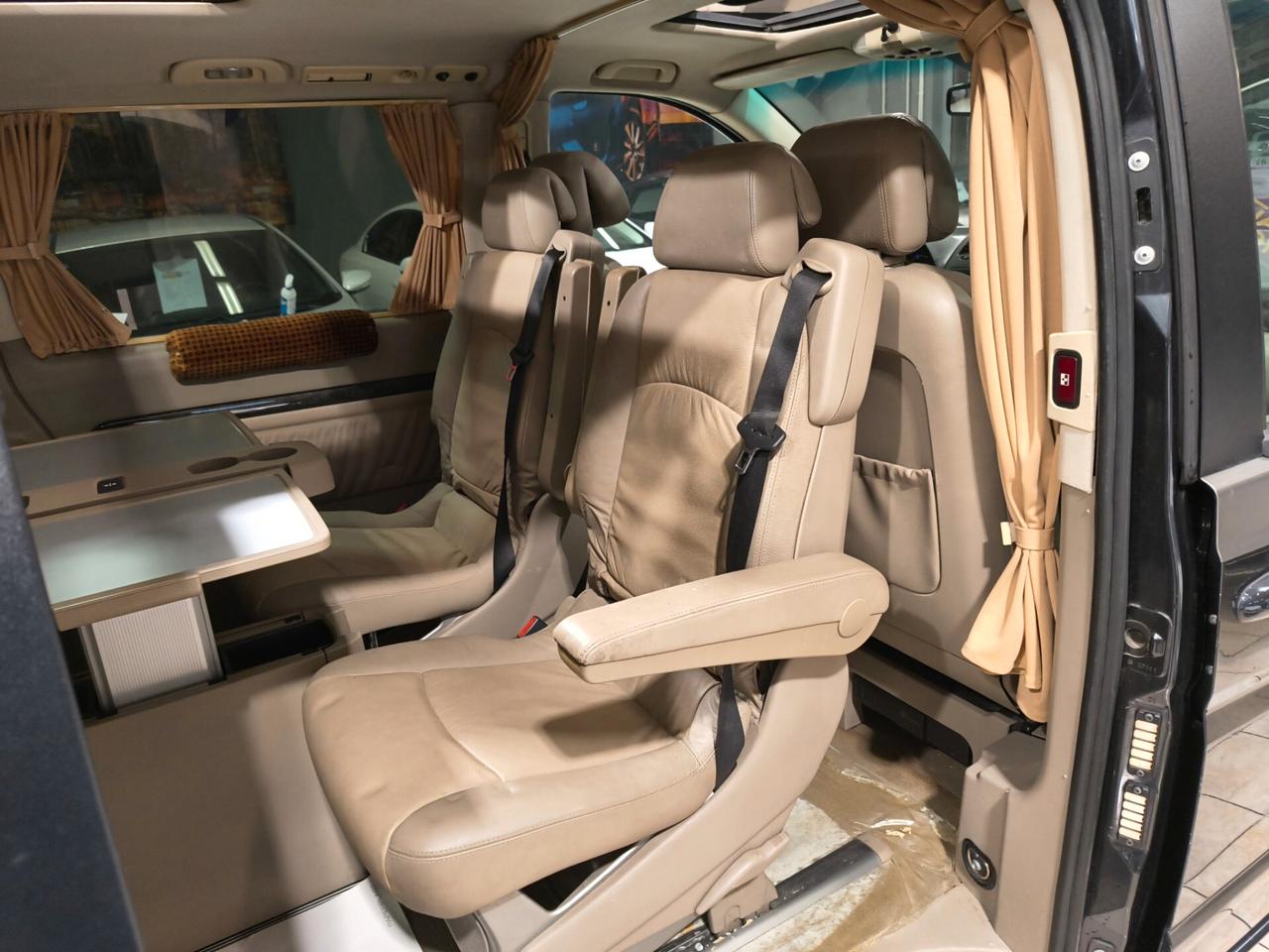 Mercedes-benz Viano 3.0 CDI komby long bi color