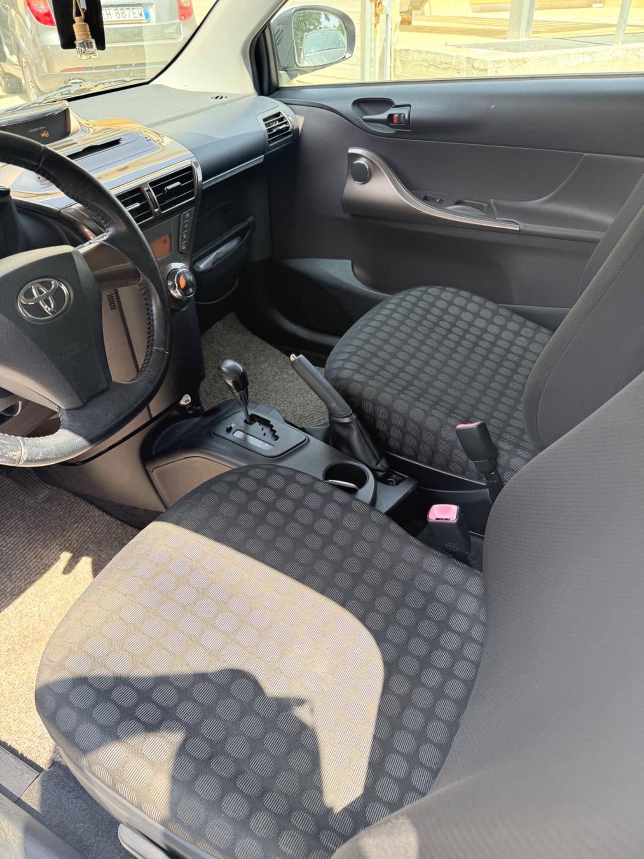 Toyota iQ 1.0 High Collection 4 POSTI BIANCO PERLA