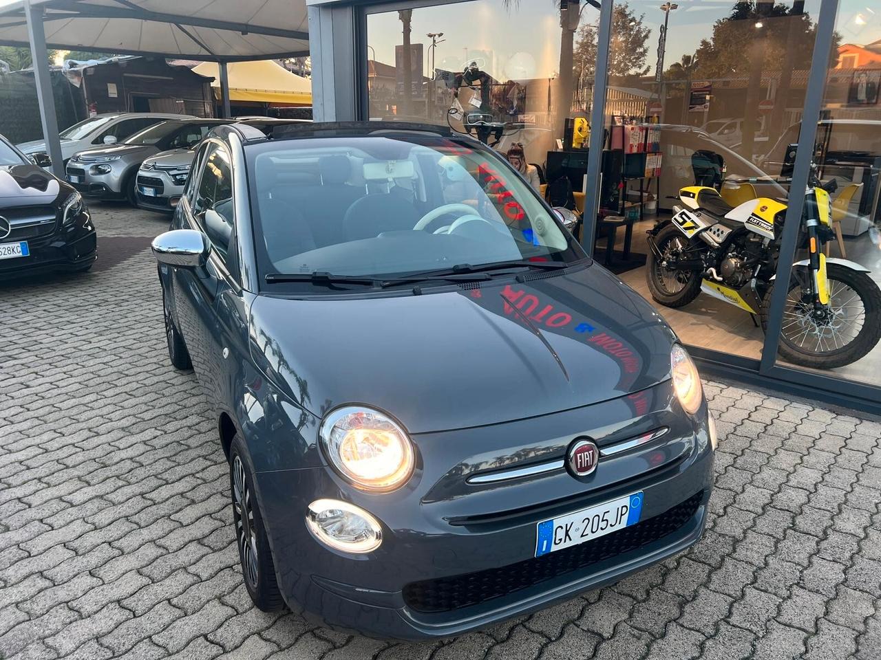 Fiat 500 C 1.0 Hybrid Dolcevita Special Edition