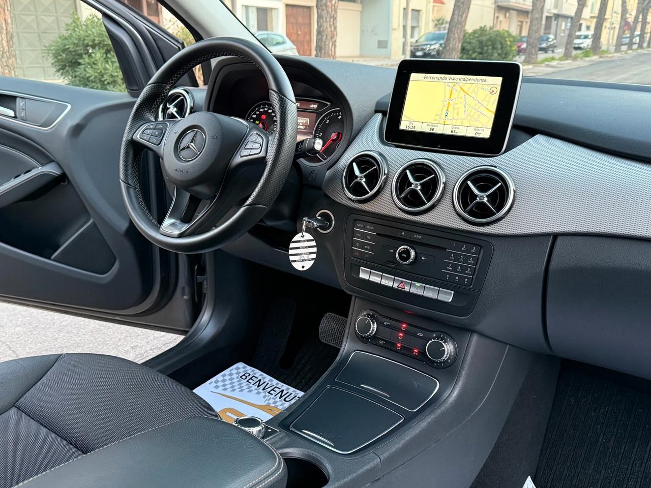 Mercedes B 180 CDI Automatic Executive NAVI - 2015