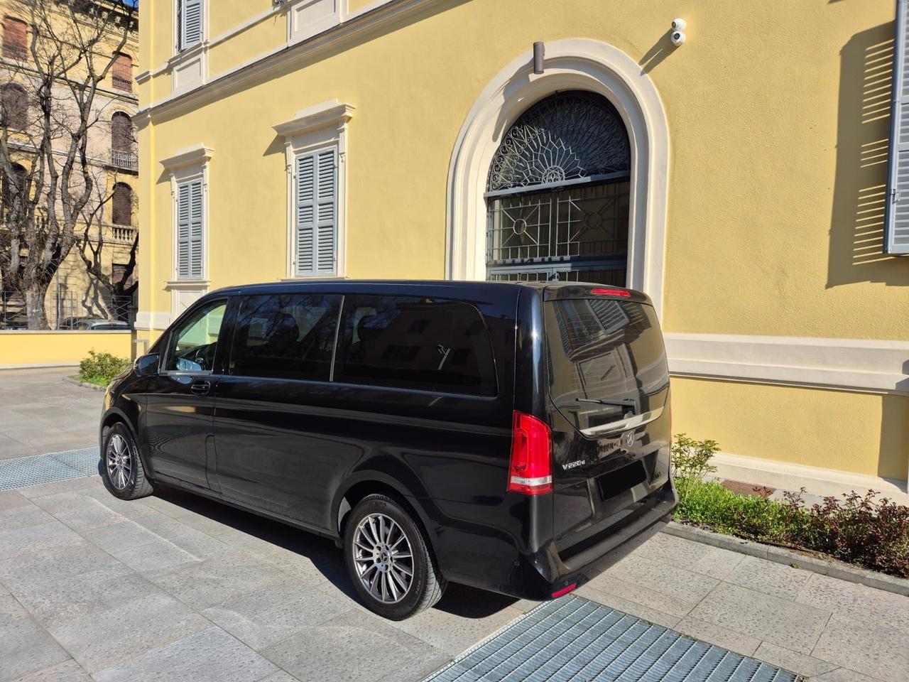 Mercedes-benz V 250 V Long 220 d AMG Line Premium 7 posti PELLE auto