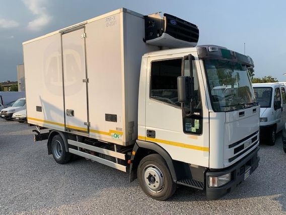 iveco eurocargo 65E15N CELLE ISOTERMICA CON GRUPPO FRIGO
