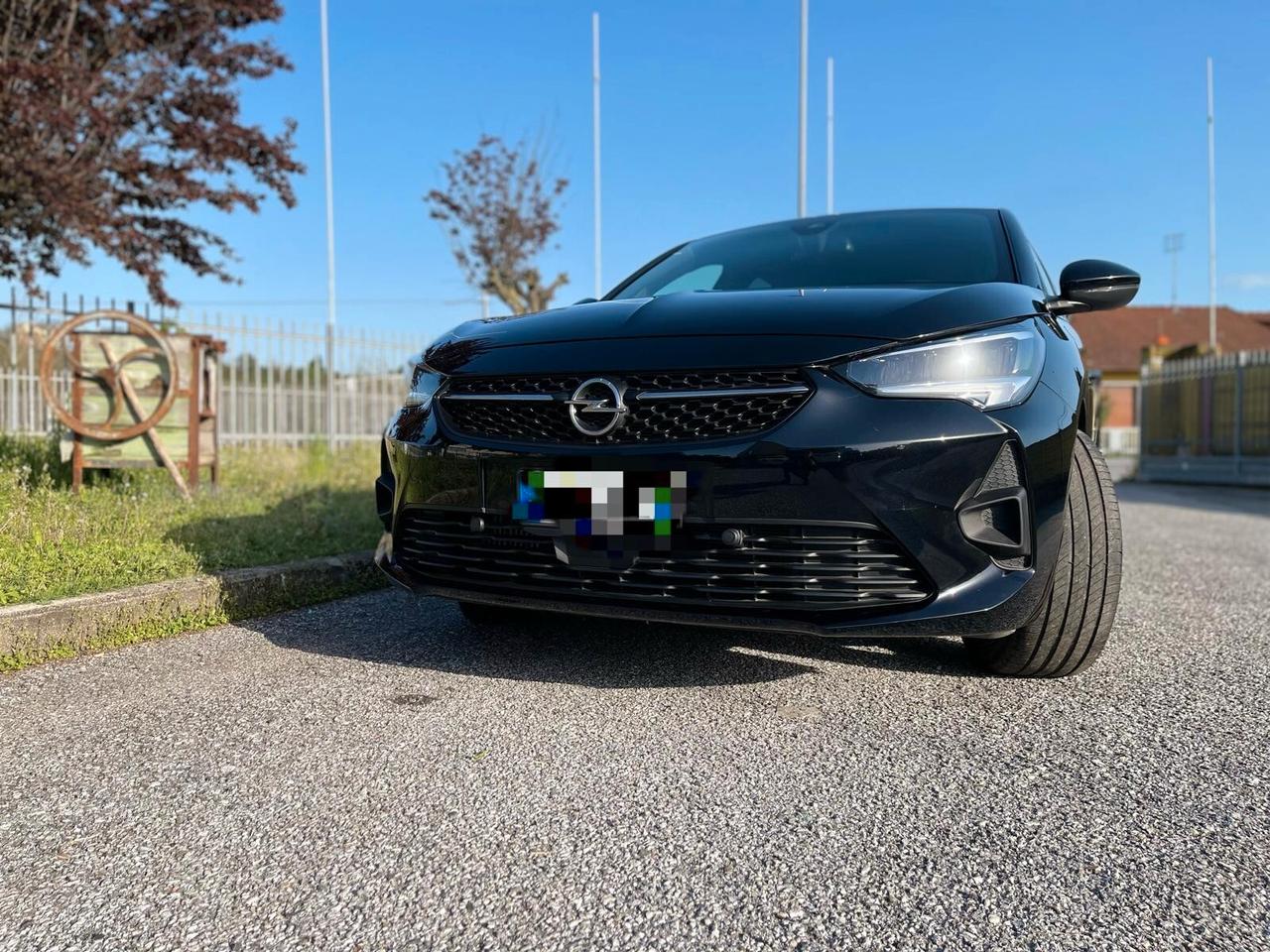 Opel Corsa 1.5 D 100 CV GS