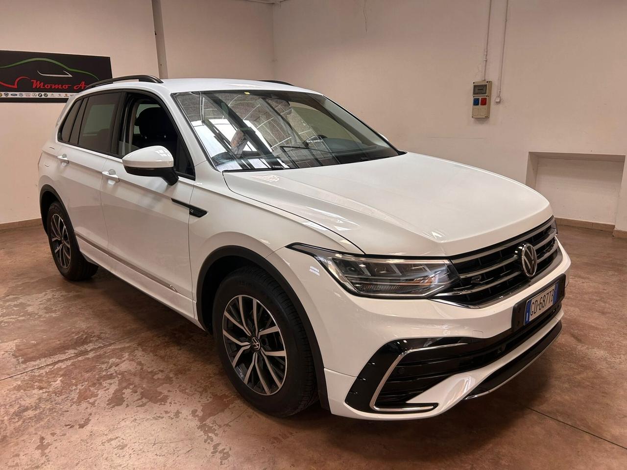 Volkswagen Tiguan 2.0 TDI 150 CV SCR DSG R-Line