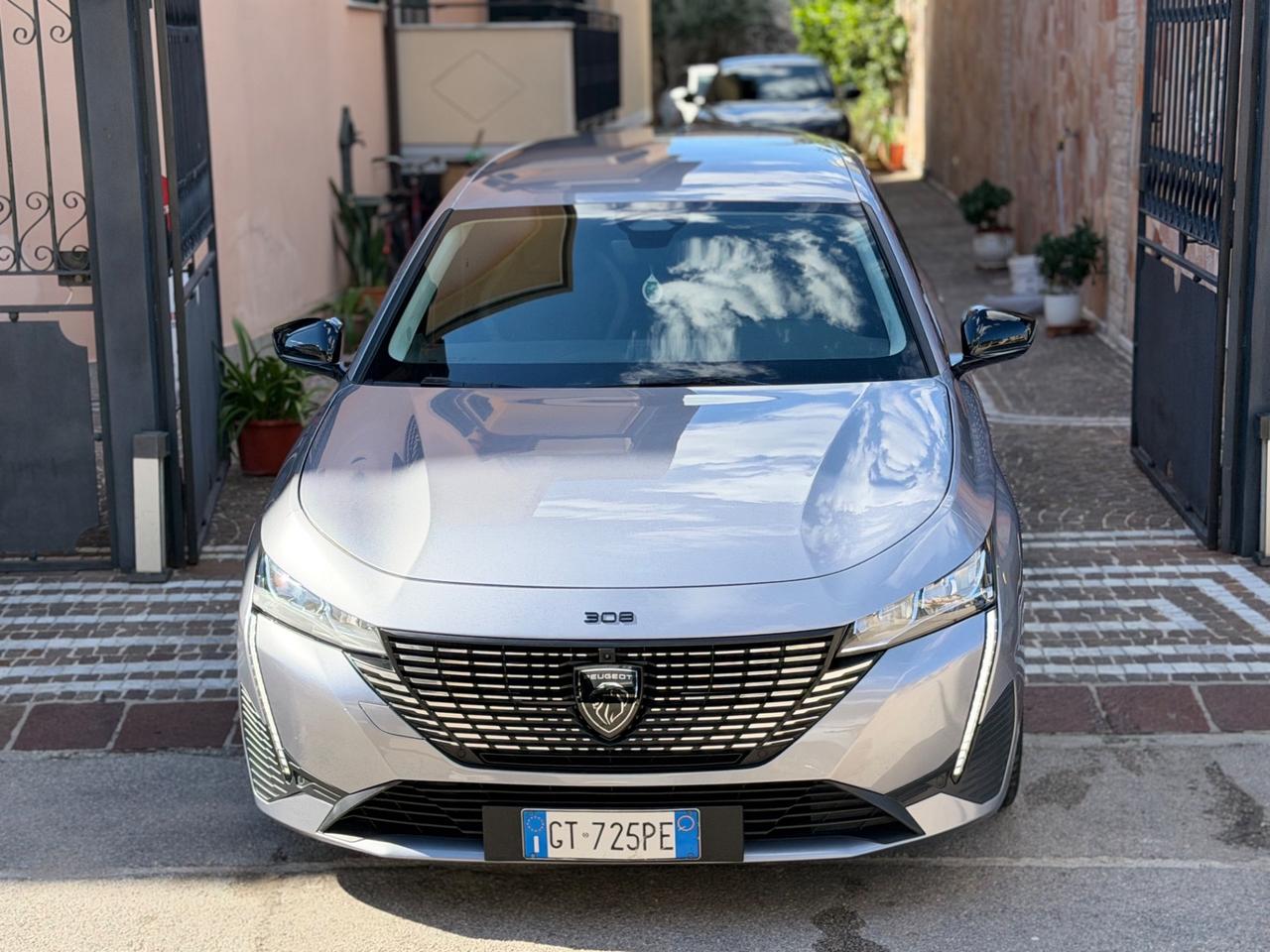 Peugeot 308 BlueHDi 130 S&S EAT8 SW Allure