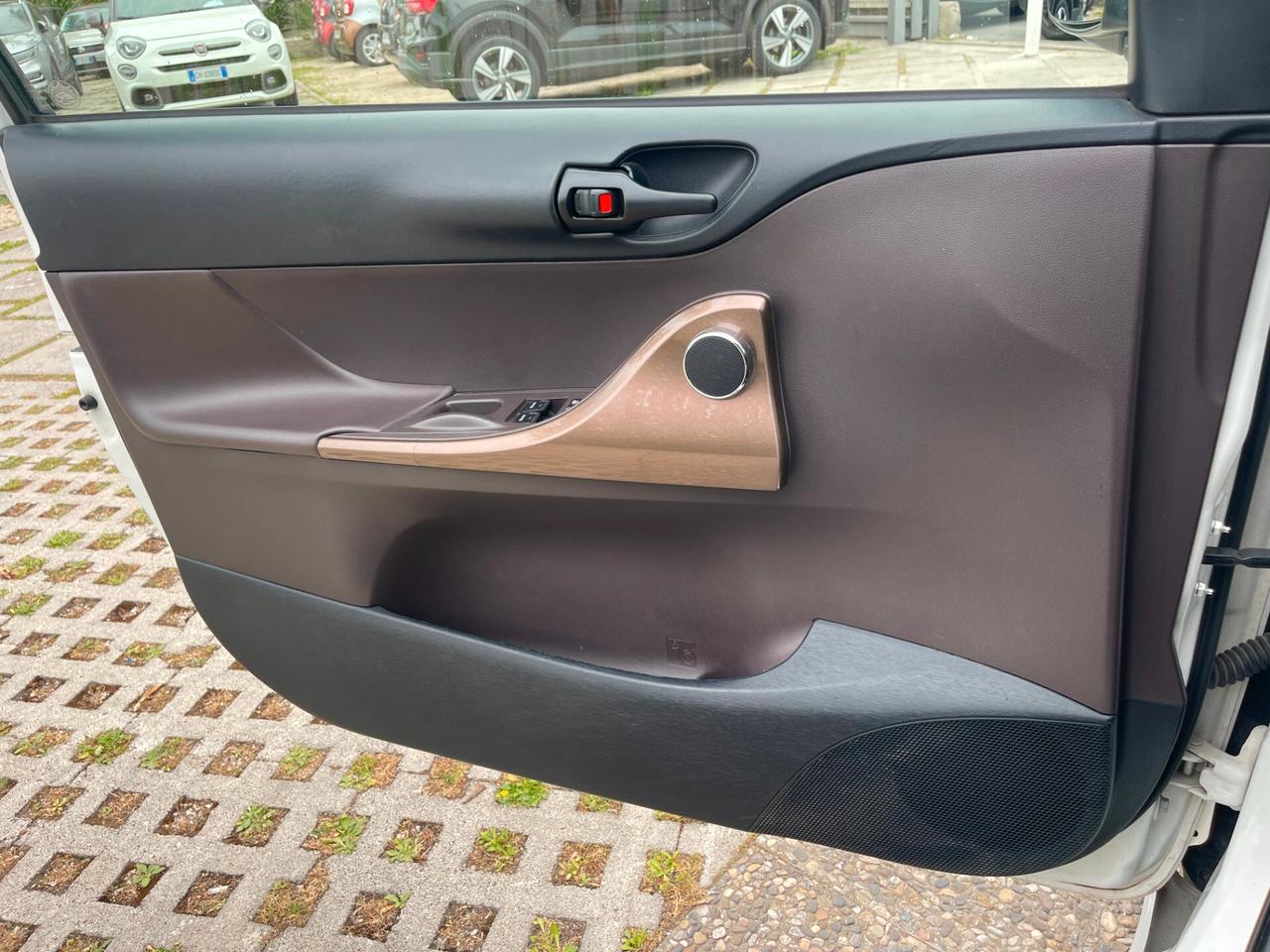 TOYOTA iQ iQ 1.0 High Collection
