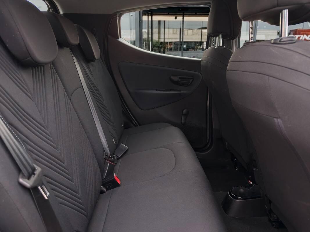 Lancia Ypsilon III 1.0 firefly hybrid Gold s&s 70cv 5p. Con CARPLAY