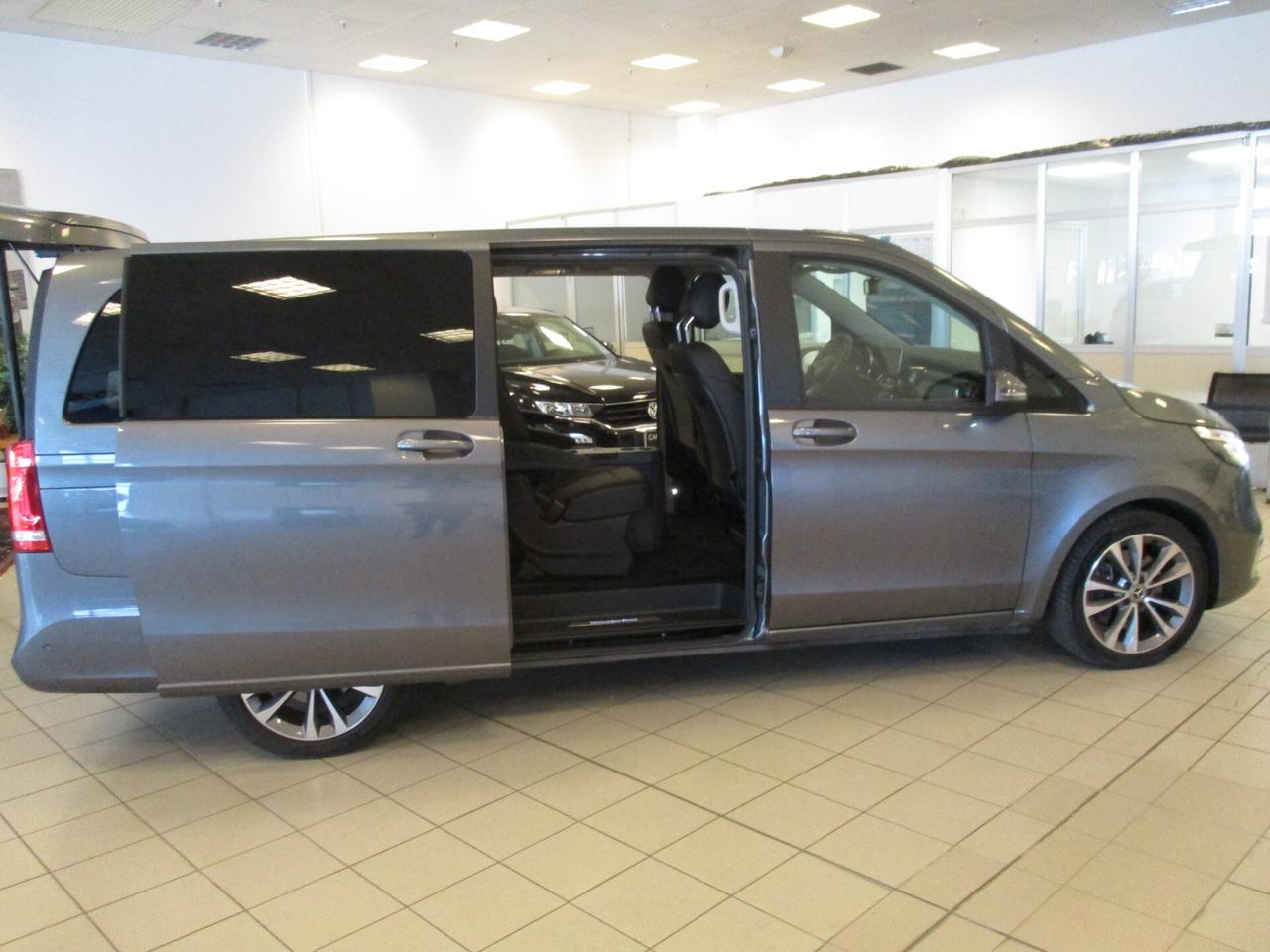 Mercedes-benz V 300 d Automatic Premium Long
