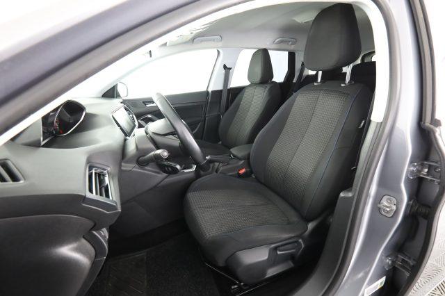 PEUGEOT 308 308 BlueHDi 130 S&S SW Style (a stock)