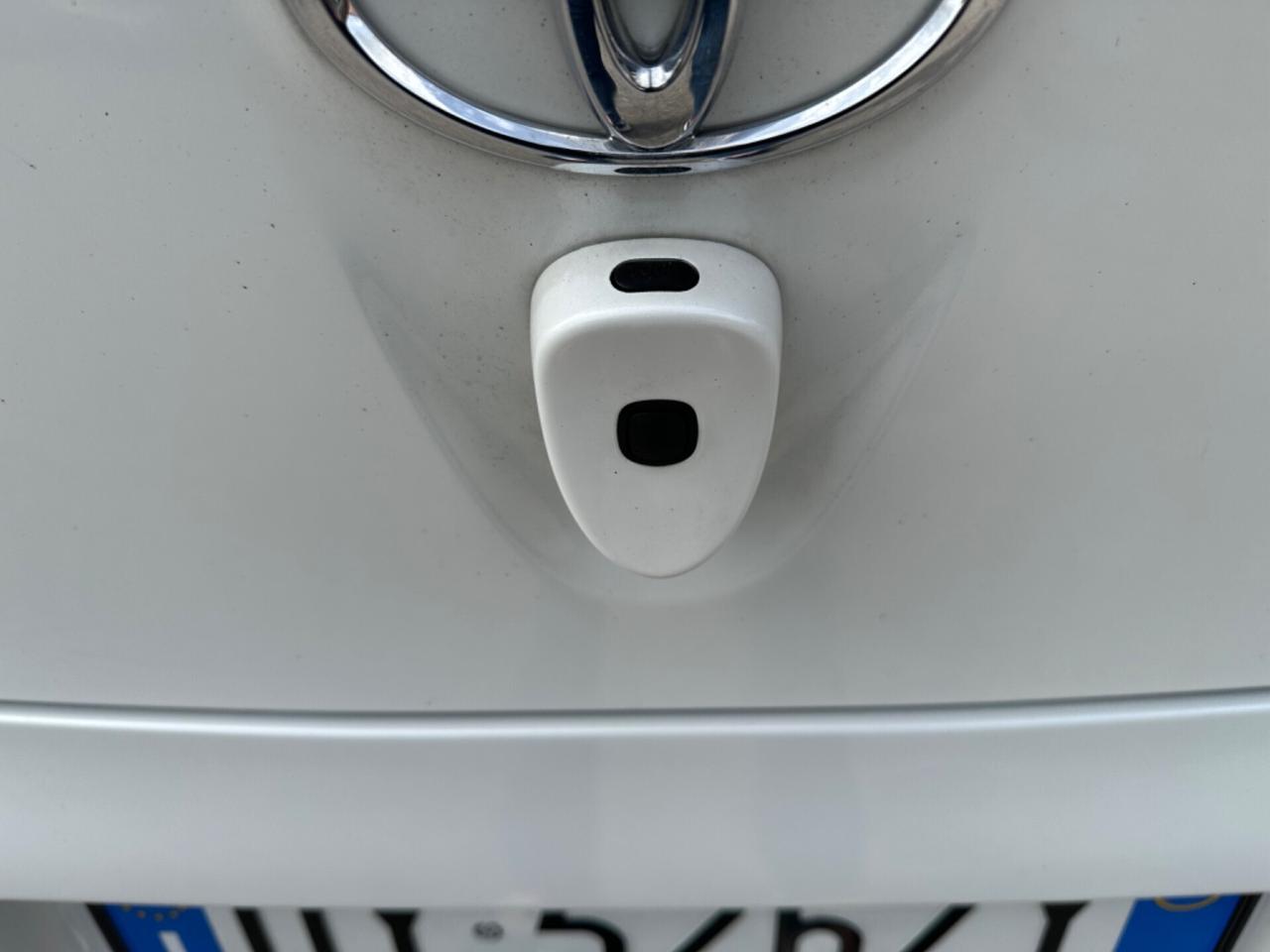 Toyota iQ 1.0 Sol