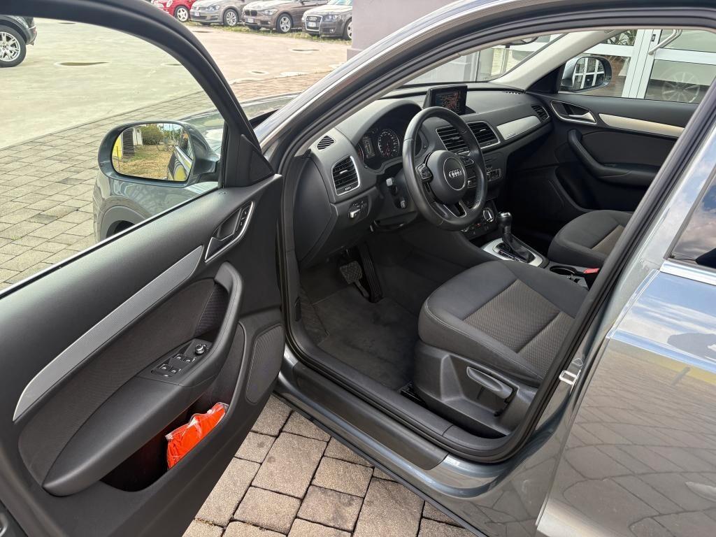 Audi Q3 2.0 TDI 177 CV quattro S tronic Business