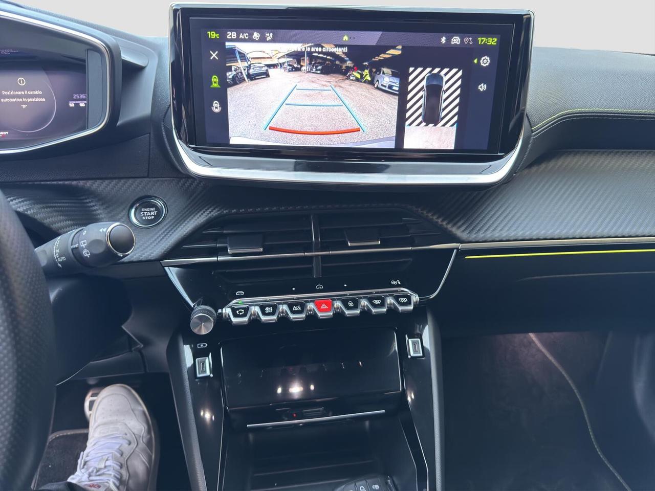 Peugeot 2008 1.5 bluehdi 130cv GT automatica 2024