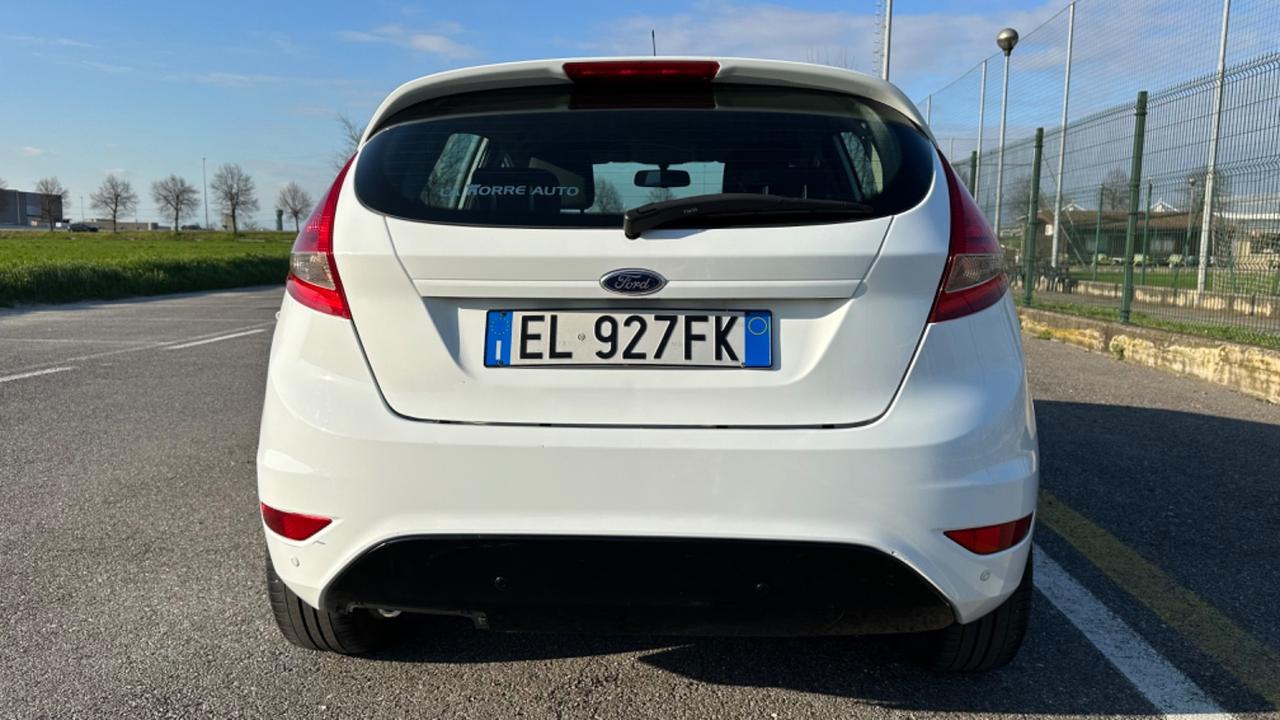Ford Fiesta 1.6 TDCi 95CV 5 porte(anche per neopatentati)