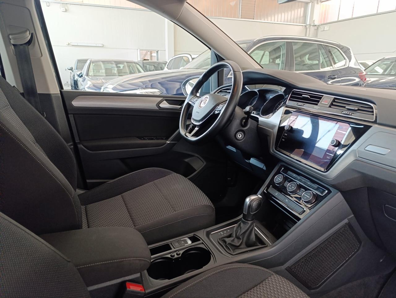 Volkswagen Touran 1.5 tsi Business 150cv dsg