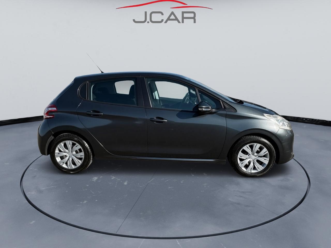 Peugeot 208 1.4 HDi 68 CV 5 porte Allure
