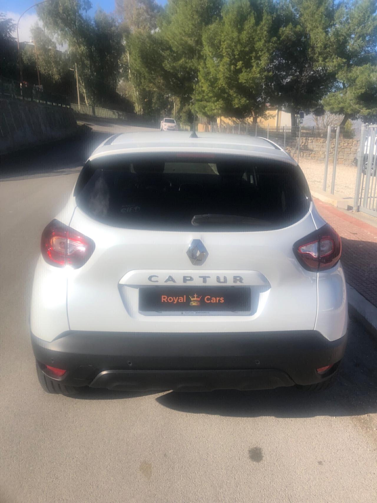 Renault Captur dCi 8V 90 CV EDC Sport Edition