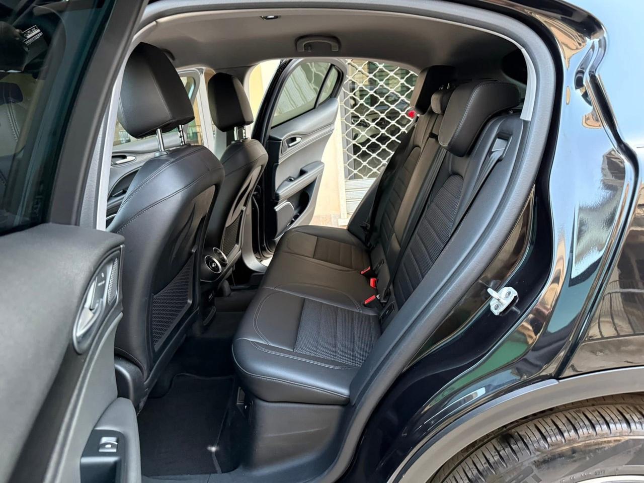 Alfa Romeo Stelvio 2.2 Turbodiesel 210 CV AT8 Q4 Super