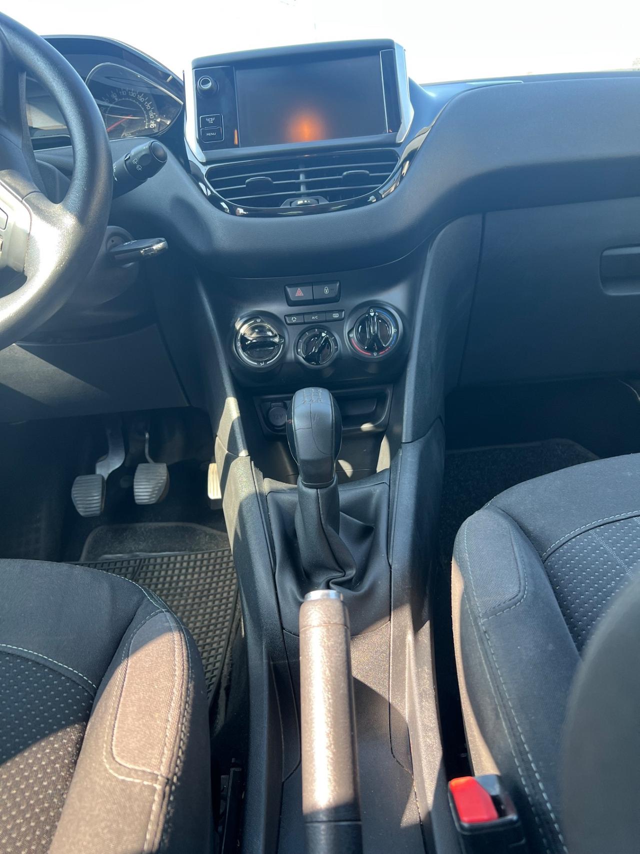 Peugeot 208 1.2 VTi 82 CV 5 porte Access