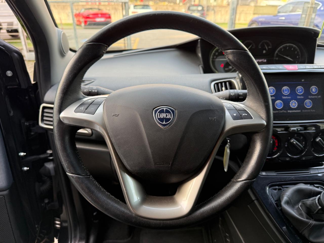 LANCIA YPSILON 1.0 5 PORTE