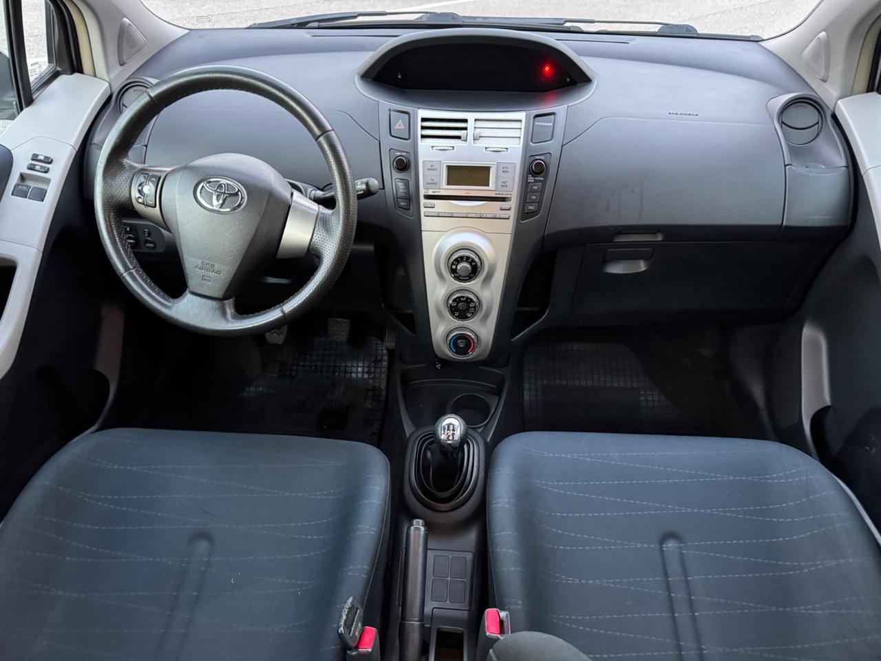 Toyota Yaris 1.4 D-4D 5 porte Sol