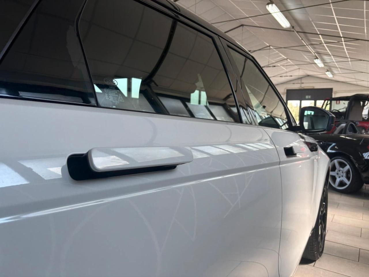 Land Rover Range Evoque AWD Auto R-Dynamic S