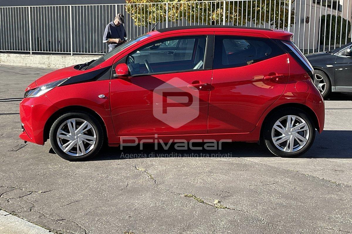 TOYOTA Aygo 1.0 VVT-i 69 CV 5 porte x-wave