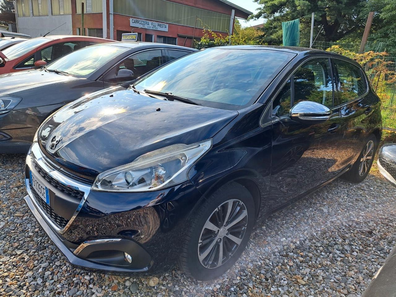 Peugeot 208 PureTech 82 5 porte Allure