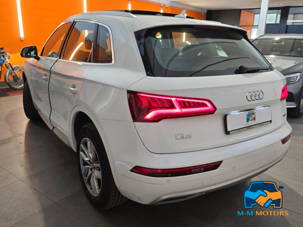 Audi Q5 40 2.0 tdi Business Sport quattro 190cv s-tronic