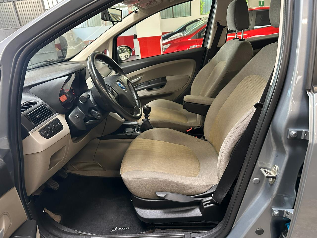 Fiat Grande Punto Grande Punto 1.4 Starjet 16V 5 porte Dynamic