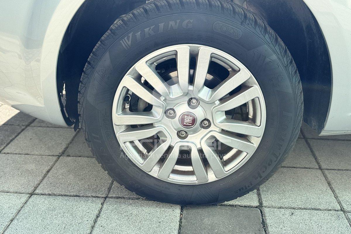 FIAT Punto 1.4 8V 5 porte Natural Power Young