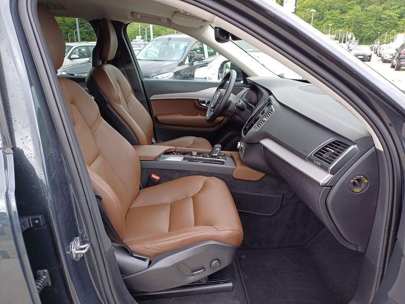 Volvo XC90 2.0 b5 Momentum awd geartronic my20