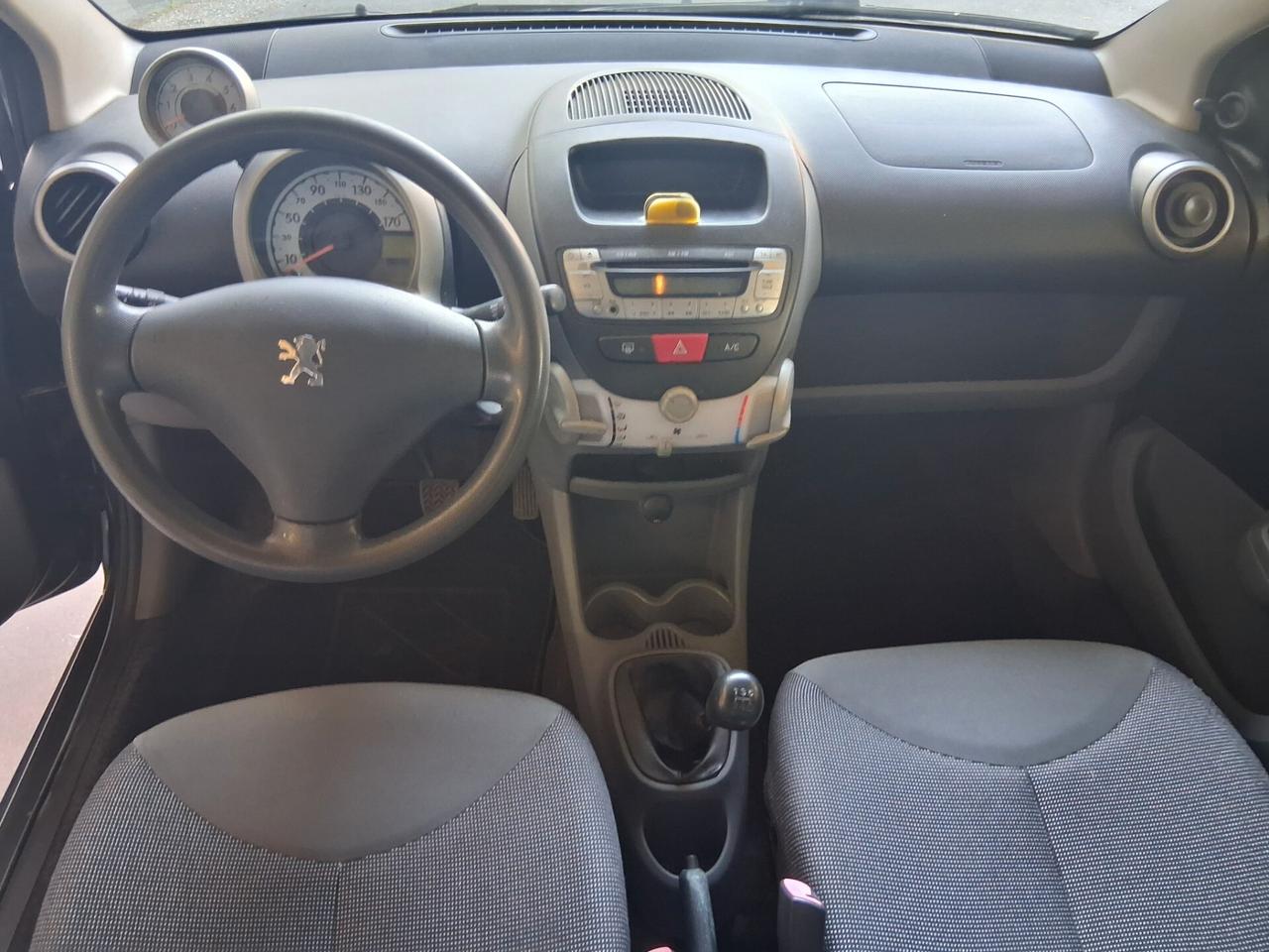 Peugeot 107 1.4 HDi 5p. Plaisir