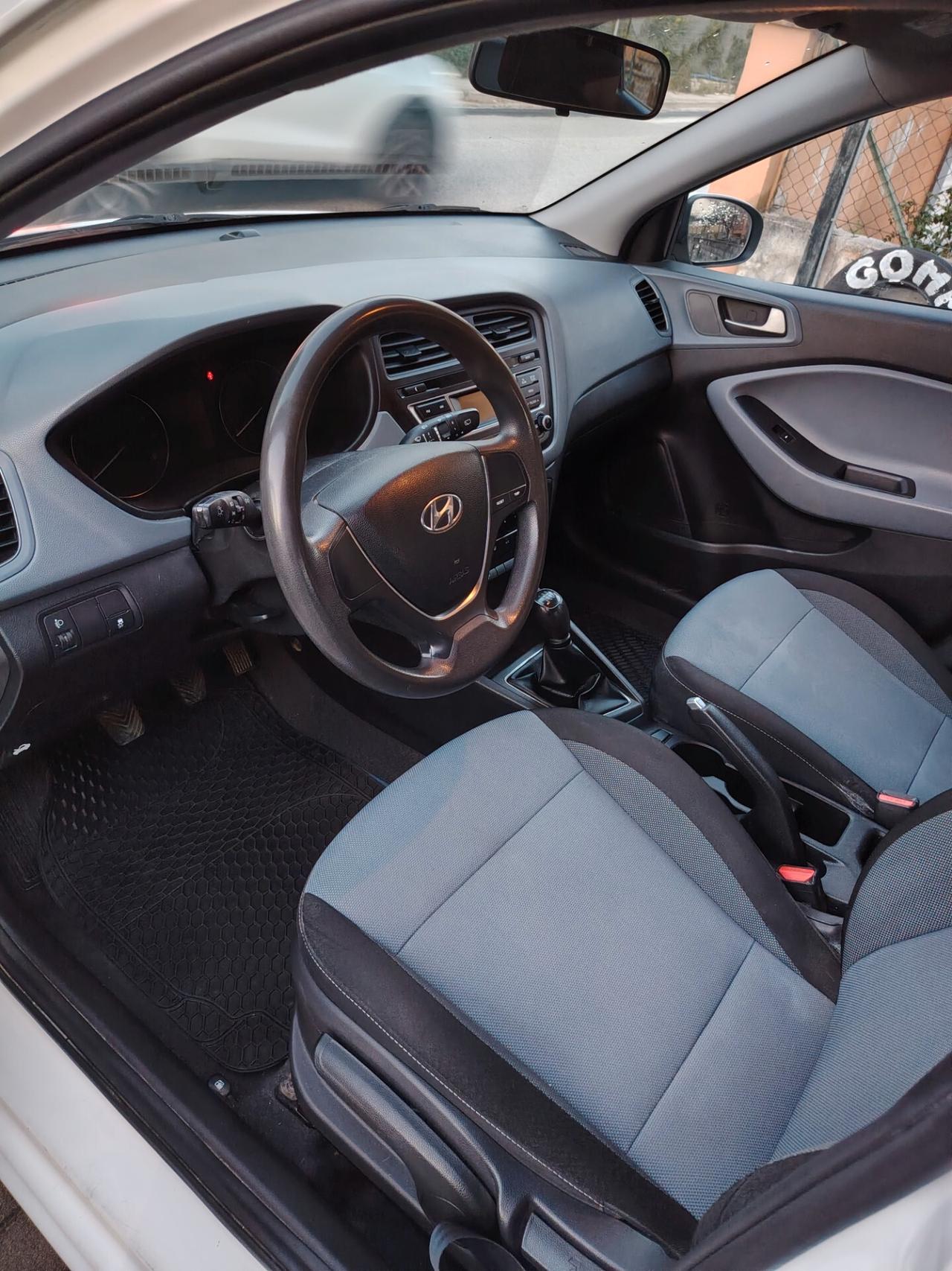 Hyundai i20 1.2 5 porte Classic