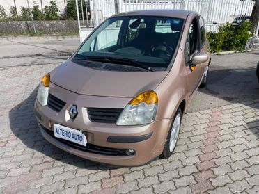 Renault Modus 1.5 dCi 82CV Luxe Privilège