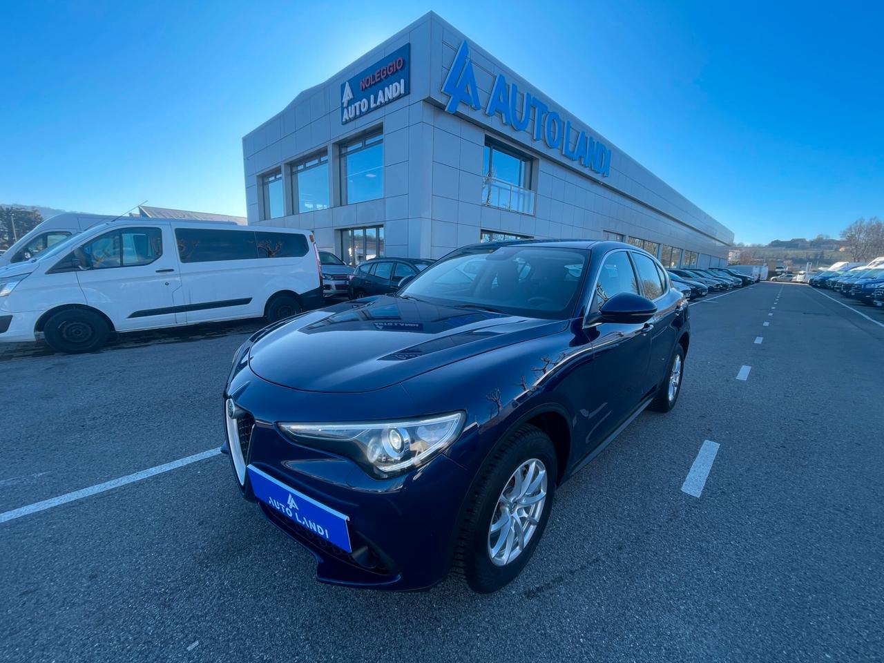 Alfa Romeo Stelvio 2.2 Turbodiesel 180 CV AT8 Q4 Business