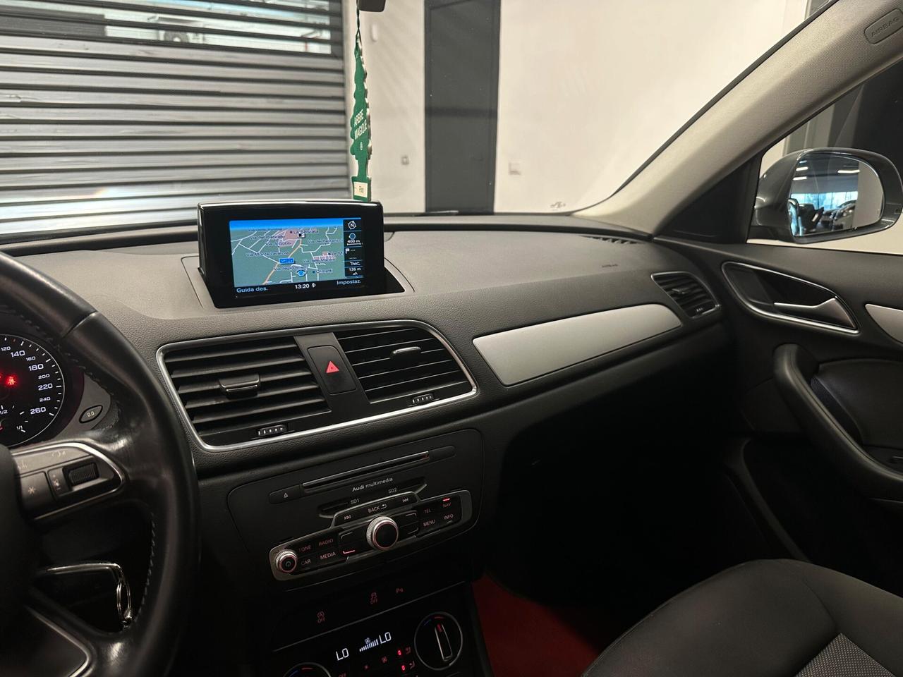 Audi Q3 2.0 TDI 120 CV Sport